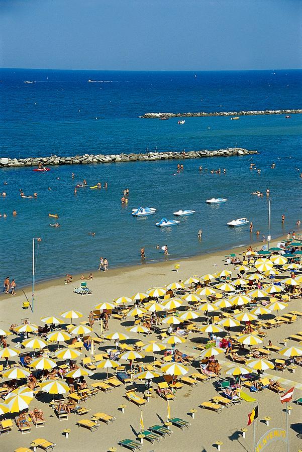 Hotel Deanna Bellaria-Igea Marina Exteriör bild